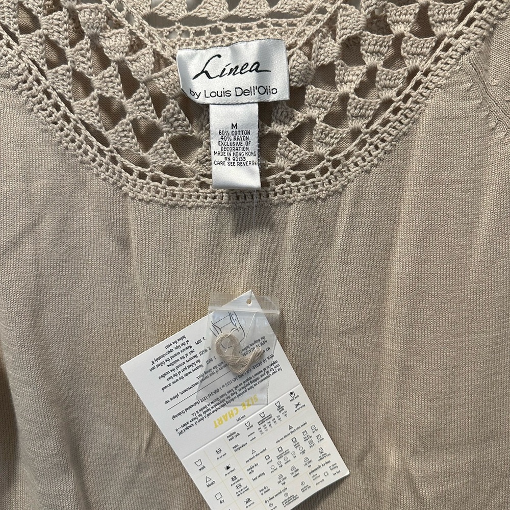 Linea by Louis Dell’Olio Elegant Beige Crochet Short Sleeve Top - Picture 3 of 3